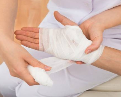 بازار کار پرستاری زخم در ایران و خارج از کشور